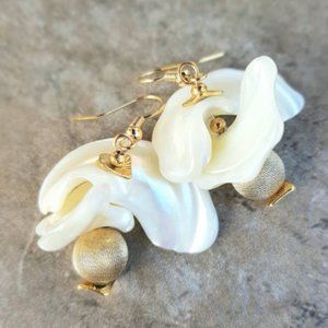 SOLD Mother of Pearl sea shell and Italian gold filled round beads earrings